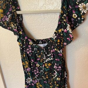 NWOT Old Navy size S Floral Smocked Dress